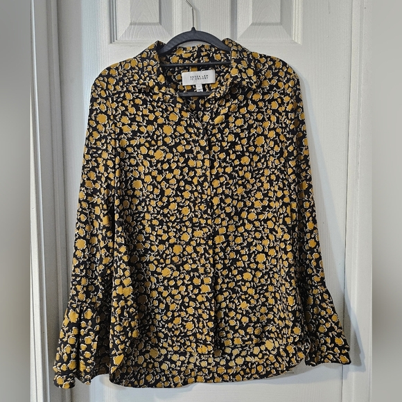 Derek Lam 10 Crosby  Bell Sleeve Black Gold Floral Button Blouse - Picture 1 of 6